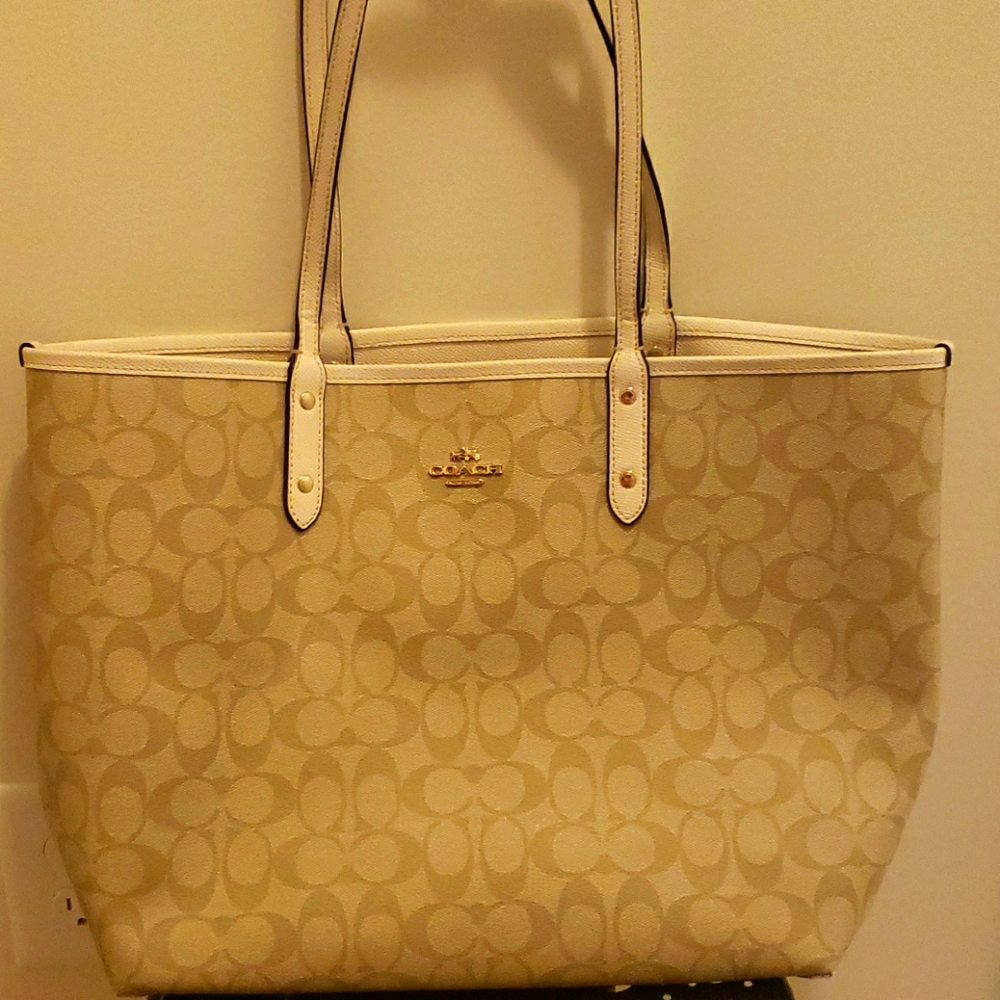 Coach Tote